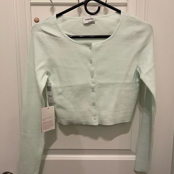 Aritzia Sunday Best Izzy Cardigan NWT - Picture 1 of 3